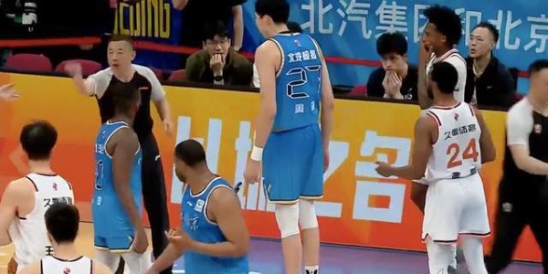 拒绝爆冷！上海豪取19连胜：弗格9三分轰36分，王哲林完胜周琦